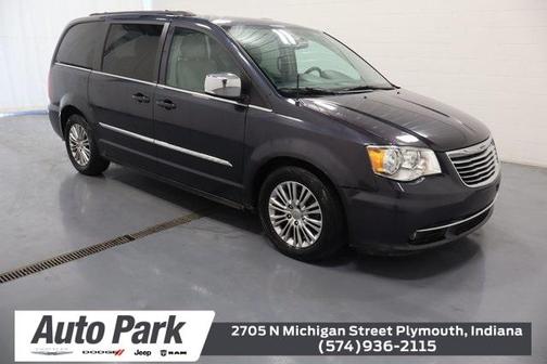 2013 Chrysler Town & Country Touring-L