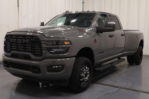 Ceramic Gray Clearcoat 2026 RAM 3500 Big Horn
