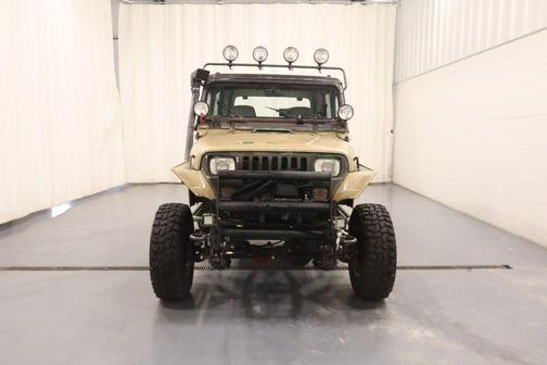 Tan 1994 Jeep Wrangler SE 4WD