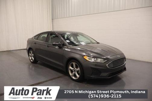 2020 Ford Fusion SE