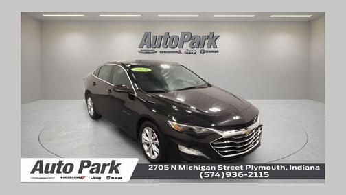 Mosaic Black Metallic 2025 Chevrolet Malibu LT