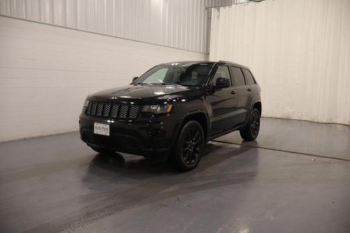 2022 Jeep Grand Cherokee WK Laredo