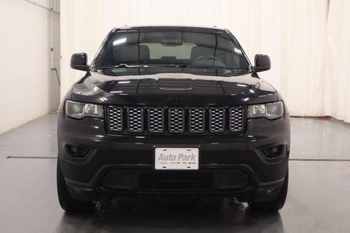 2022 Jeep Grand Cherokee WK Laredo