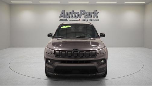 Granite Crystal Clearcoat Metallic 2022 Jeep Compass Latitude