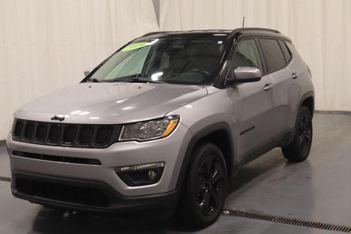 Billet Silver Metallic Clearcoat 2019 Jeep Compass Altitude