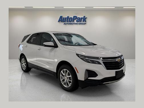 Summit White 2024 Chevrolet Equinox LT