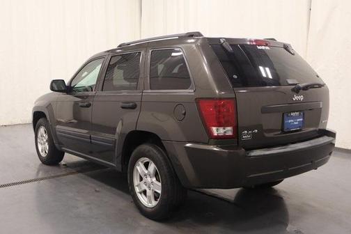 2005 Jeep Grand Cherokee Laredo