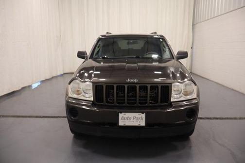2005 Jeep Grand Cherokee Laredo