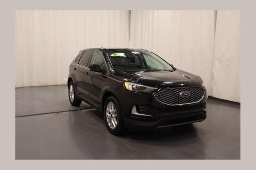 Black Metallic 2024 Ford Edge SEL
