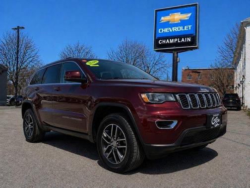 Velvet Red Pearlcoat 2018 Jeep Grand Cherokee Laredo E