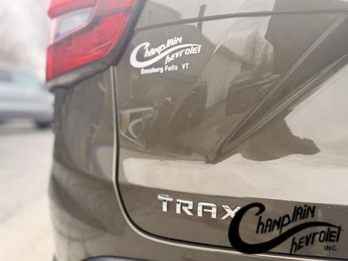 Harvest Gold / Bronze 2024 Chevrolet Trax LS