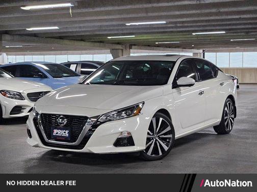 Pearl White Tricoat 2021 Nissan Altima Platinum Intelligent AWD