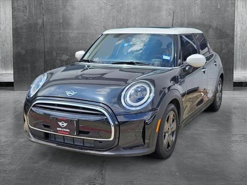 2023 MINI Hardtop Cooper