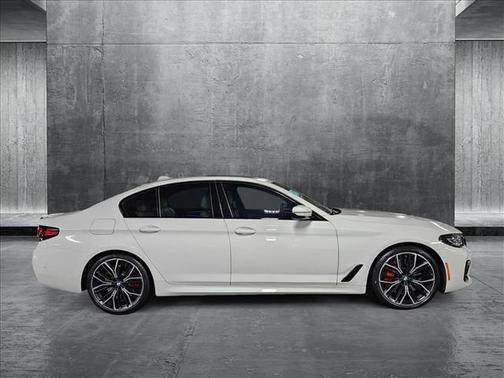 2023 BMW 540 i
