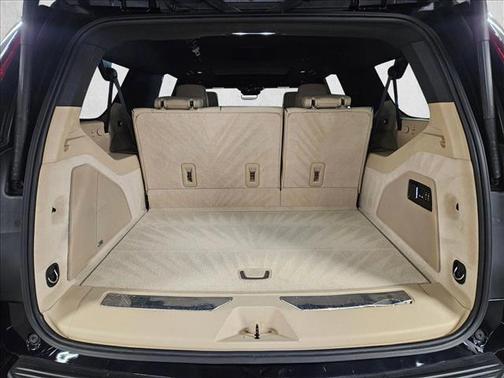 2023 Cadillac Escalade ESV Premium Luxury