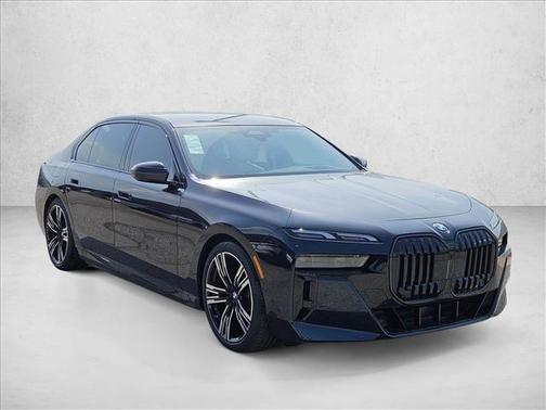 Carbon Black Metallic 2026 BMW i7 eDrive50