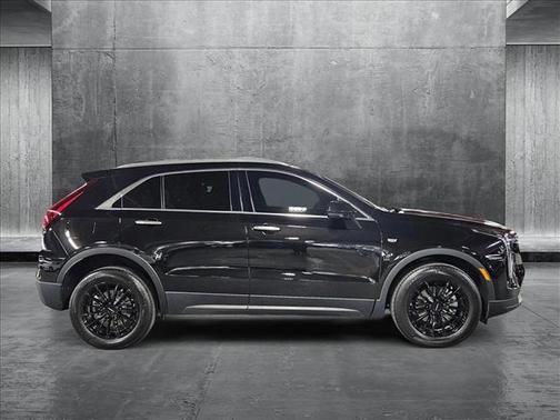2024 Cadillac XT4 Luxury