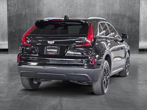 2024 Cadillac XT4 Luxury