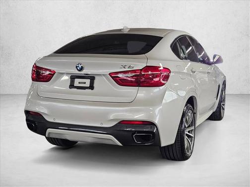 Mineral White Metallic 2015 BMW X6 xDrive35i
