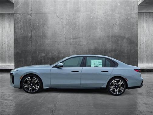 2025 BMW 760 i xDrive