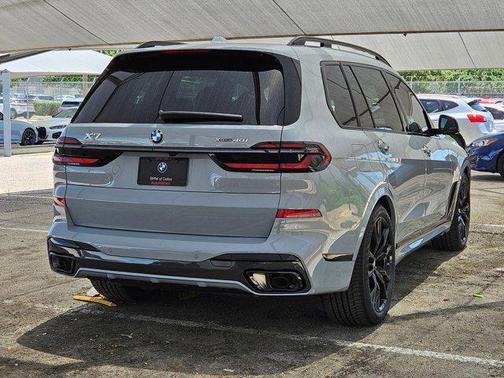 2026 BMW X7 xDrive40i