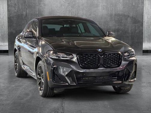 2023 BMW X4 xDrive30i