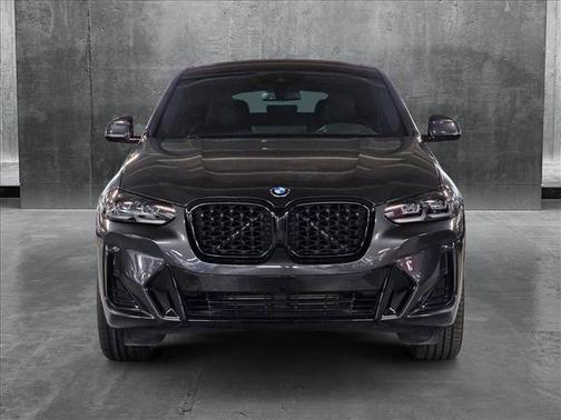 2023 BMW X4 xDrive30i