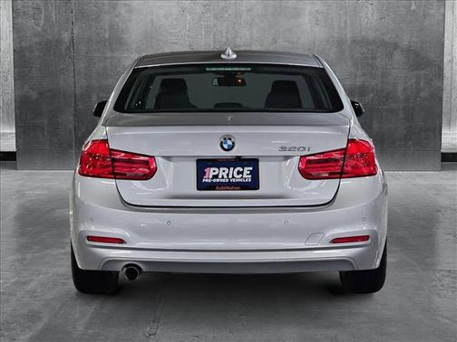 2017 BMW 320 i