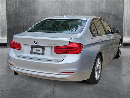 2017 BMW 320 i