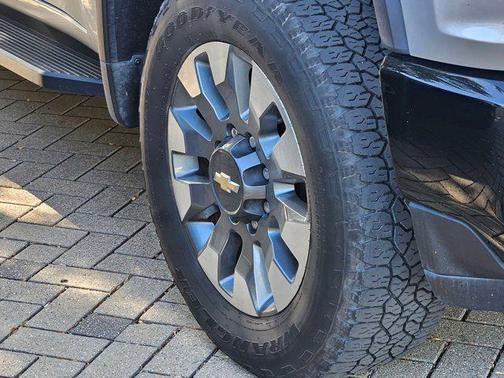 2022 Chevrolet Silverado 2500 Custom