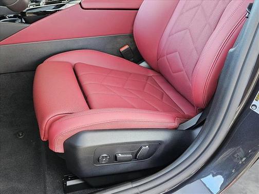 2025 BMW 530 i