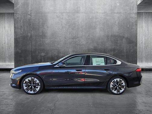 2025 BMW 530 i