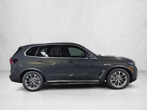 Dravit Grey Metallic 2026 BMW X5 PHEV xDrive50e