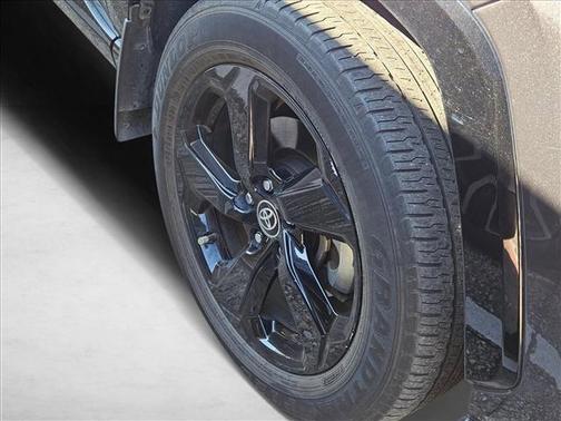 2020 Toyota RAV4 Hybrid SE