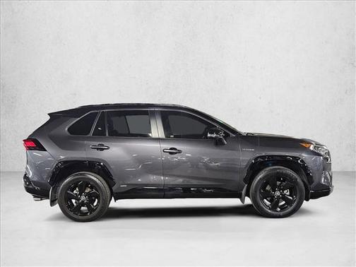 2020 Toyota RAV4 Hybrid SE
