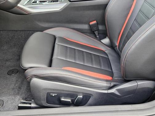 2025 BMW M240 i xDrive