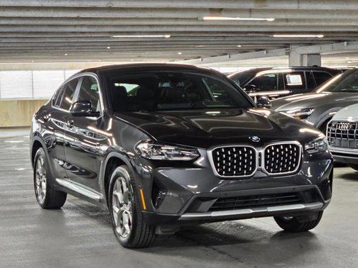 2024 BMW X4 xDrive30i
