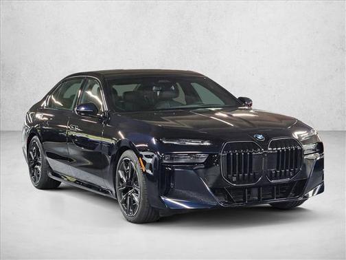 2025 BMW 760 xDrive