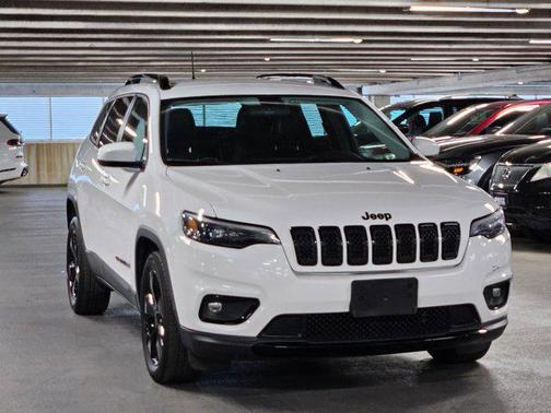 2020 Jeep Cherokee Altitude