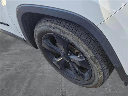 2020 Jeep Cherokee Altitude