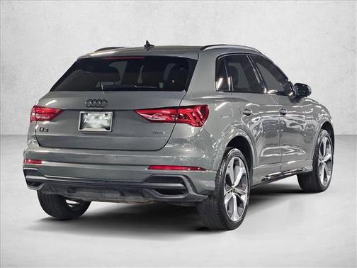 2022 Audi Q3 45 S line Premium Plus