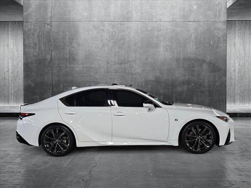 2022 Lexus IS 350 Base