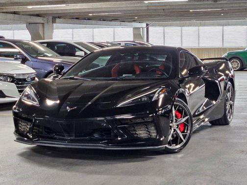 2022 Chevrolet Corvette Stingray w/2LT