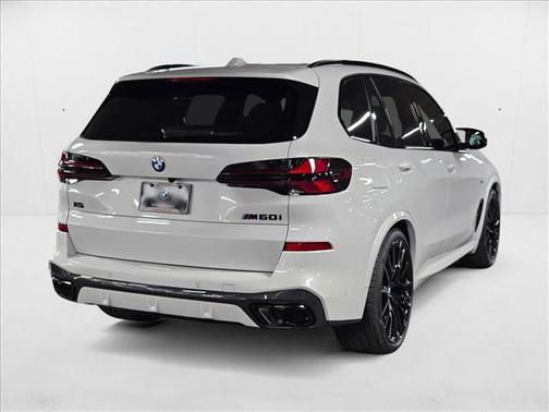 2026 BMW X5 M60i