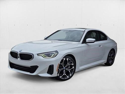 2025 BMW 230 i