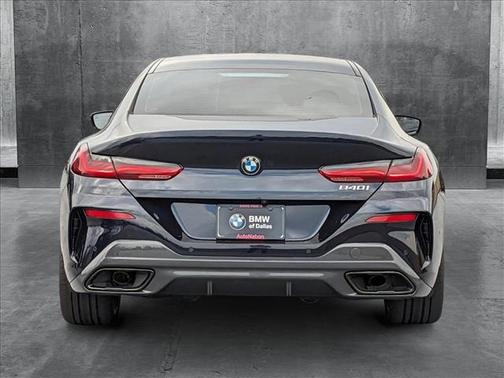 2024 BMW 840 i