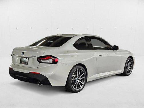 Mineral White Metallic 2025 BMW 230 xDrive