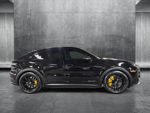 2024 Porsche Cayenne Turbo GT