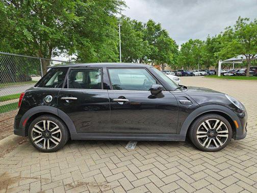 2022 MINI Hardtop Cooper S