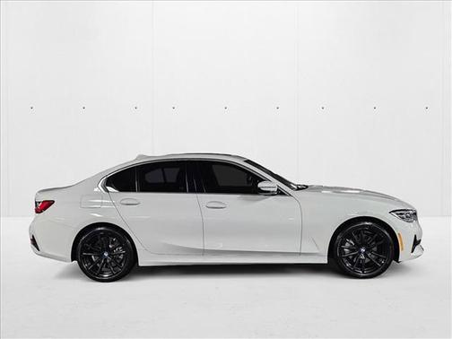 2019 BMW 330 330i